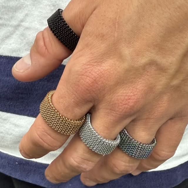 StimMesh Set - Unisex Ring + Bracelet  - Low Profile Gentle ‘Ouch’ Supports - Image 26